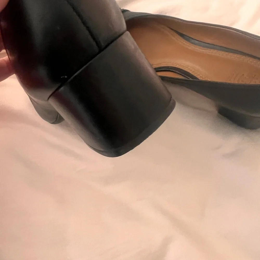 Tory Burch Perfect Black Gabriel Pumps Like New Size 8.5!! - Picture 5 of 5